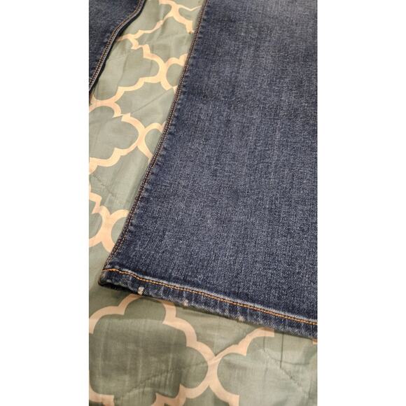 Hudson Size 33 Dark Blue Beth Baby Boot Jeans - Picture 2 of 12